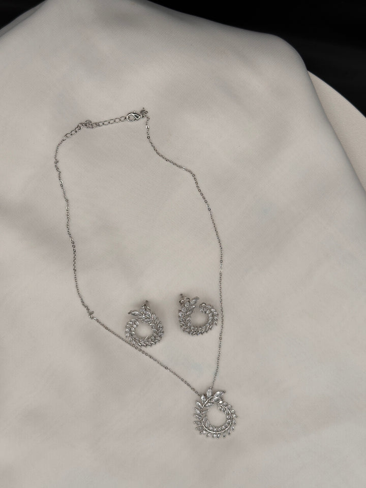 Olive Branch Cubic zirconia necklace set