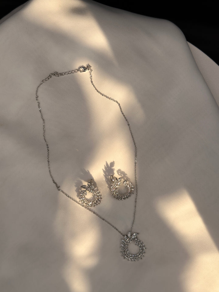 Olive Branch Cubic zirconia necklace set