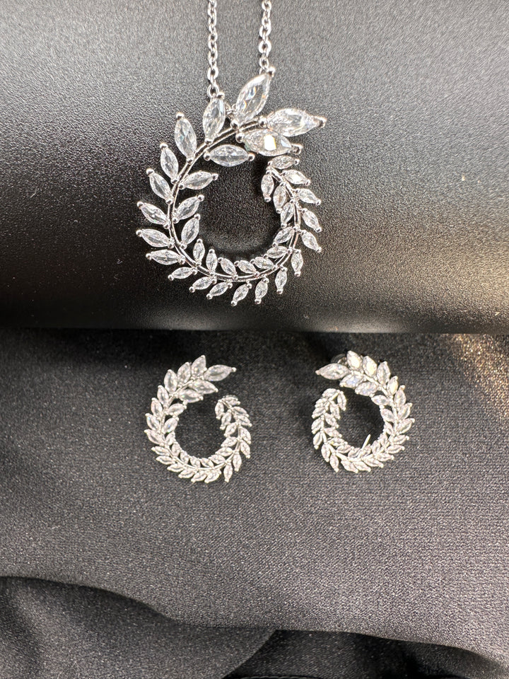 Olive Branch Cubic zirconia necklace set