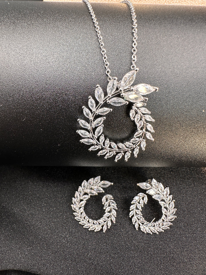 Olive Branch Cubic zirconia necklace set